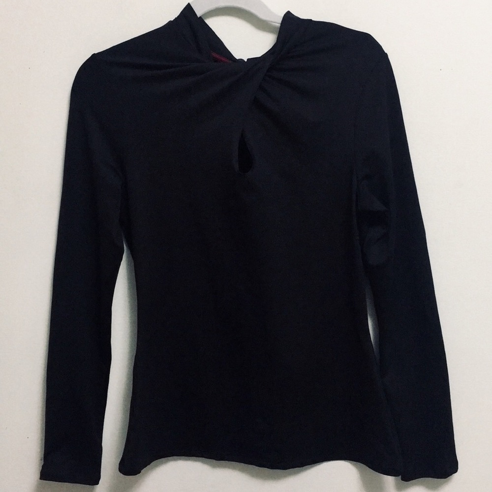 Ted Baker London keyhole Black Top Ted size 2